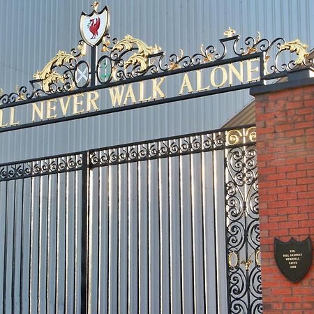 The Kop End Hotel By Serviced Living Liverpool Bagian luar foto